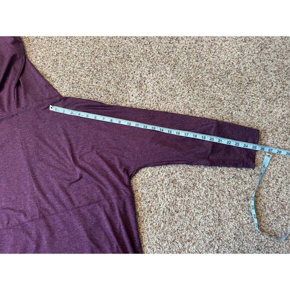 Patagonia lightweight pull over shirt/sweatshirt;  front pouch, 3/4 sleeves, XL - Picture 5 of 7